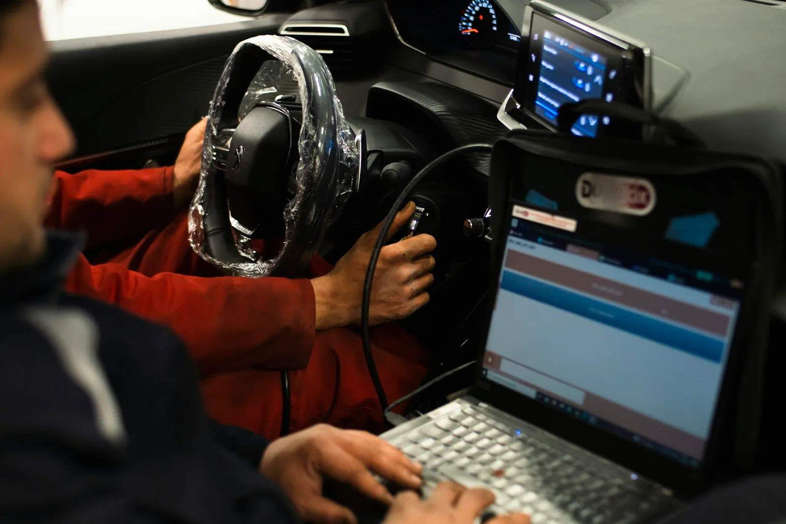 Carros Conectados da Volkswagen: 100 Mil no Brasil e a Chegada da IA OTTO